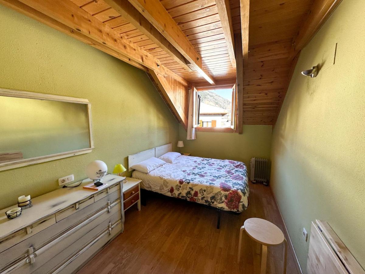 Appartamento Acogedor Atico Duplex En El Centro En Biescas/4Pax Esterno foto