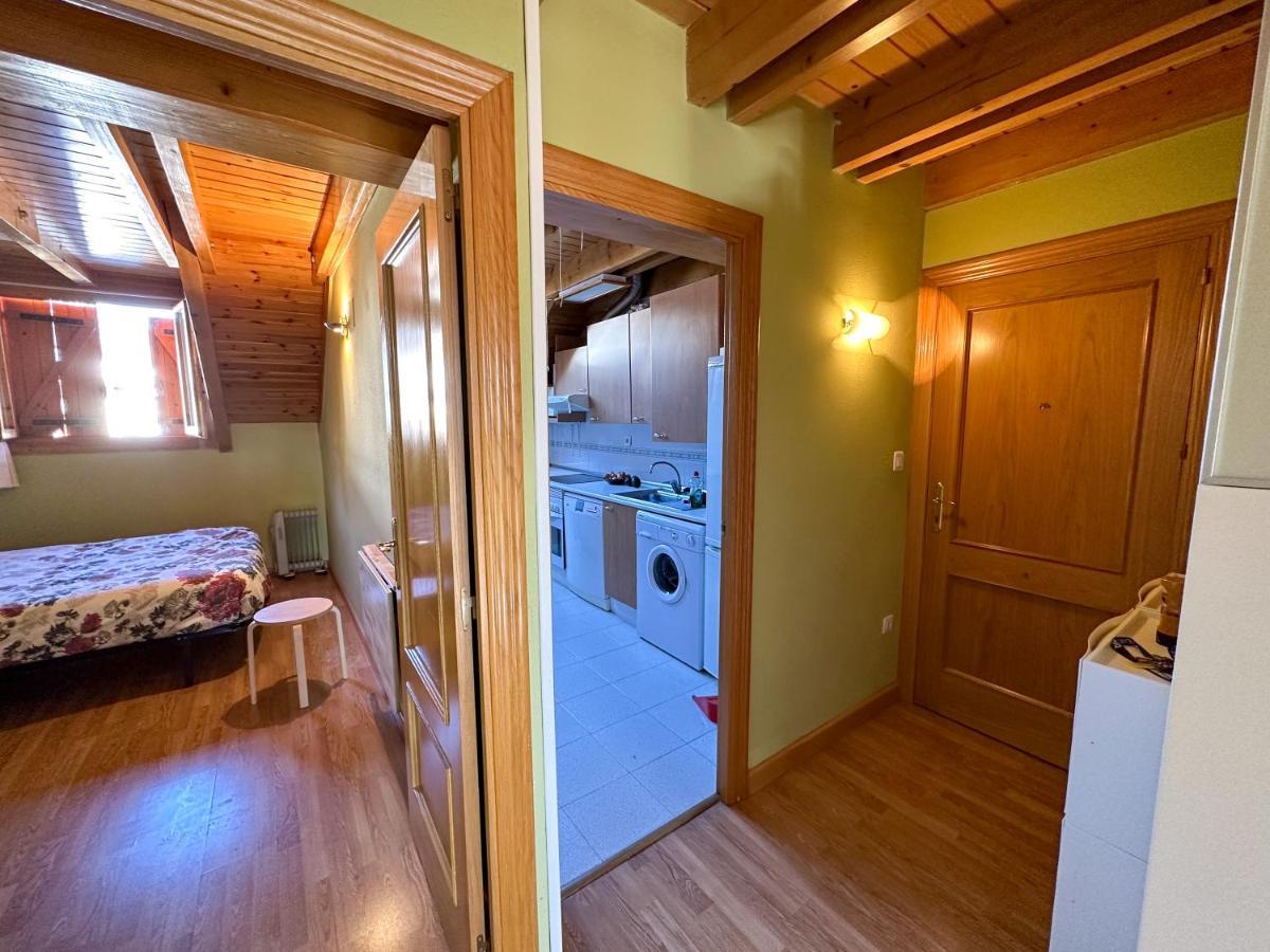 Appartamento Acogedor Atico Duplex En El Centro En Biescas/4Pax Esterno foto